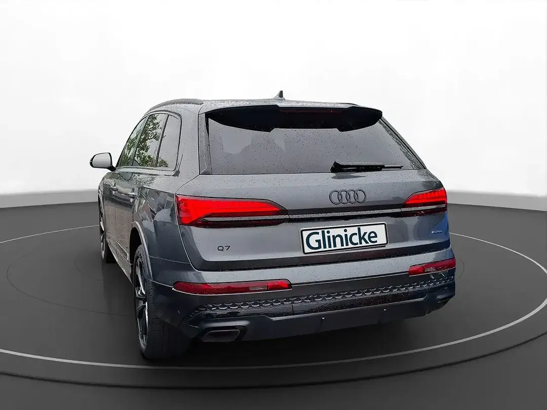 Audi Q7 - Thumbnail 6