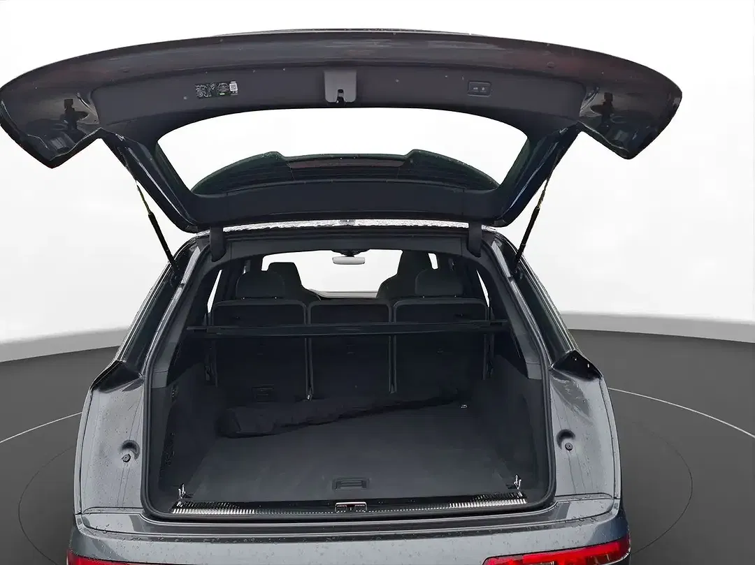 Audi Q7 - Thumbnail 8
