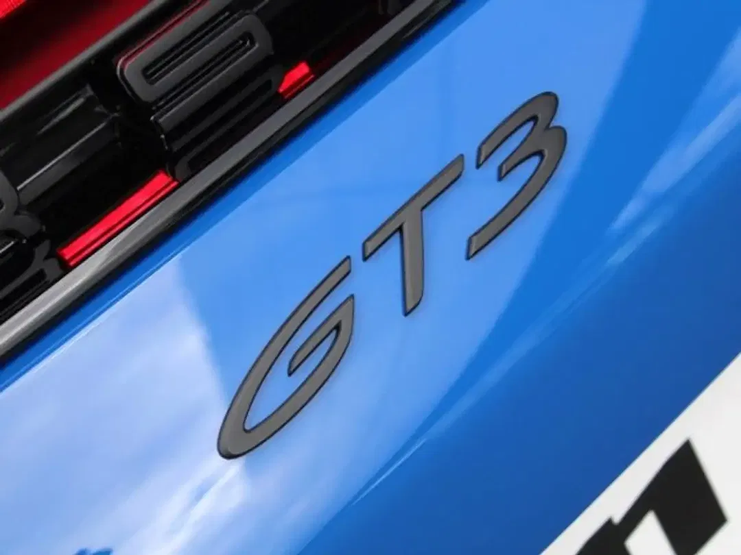 Porsche 992 - Thumbnail 13