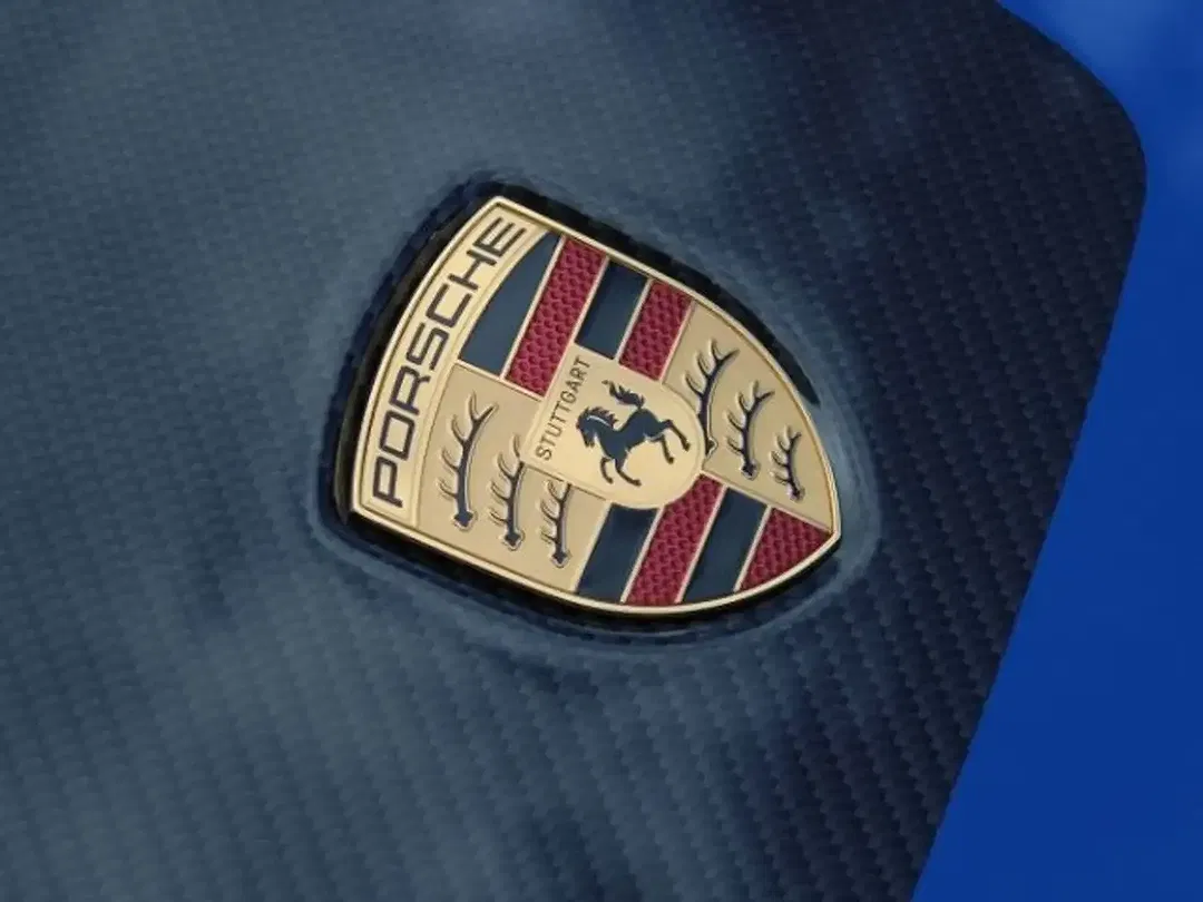Porsche 992 - Thumbnail 8