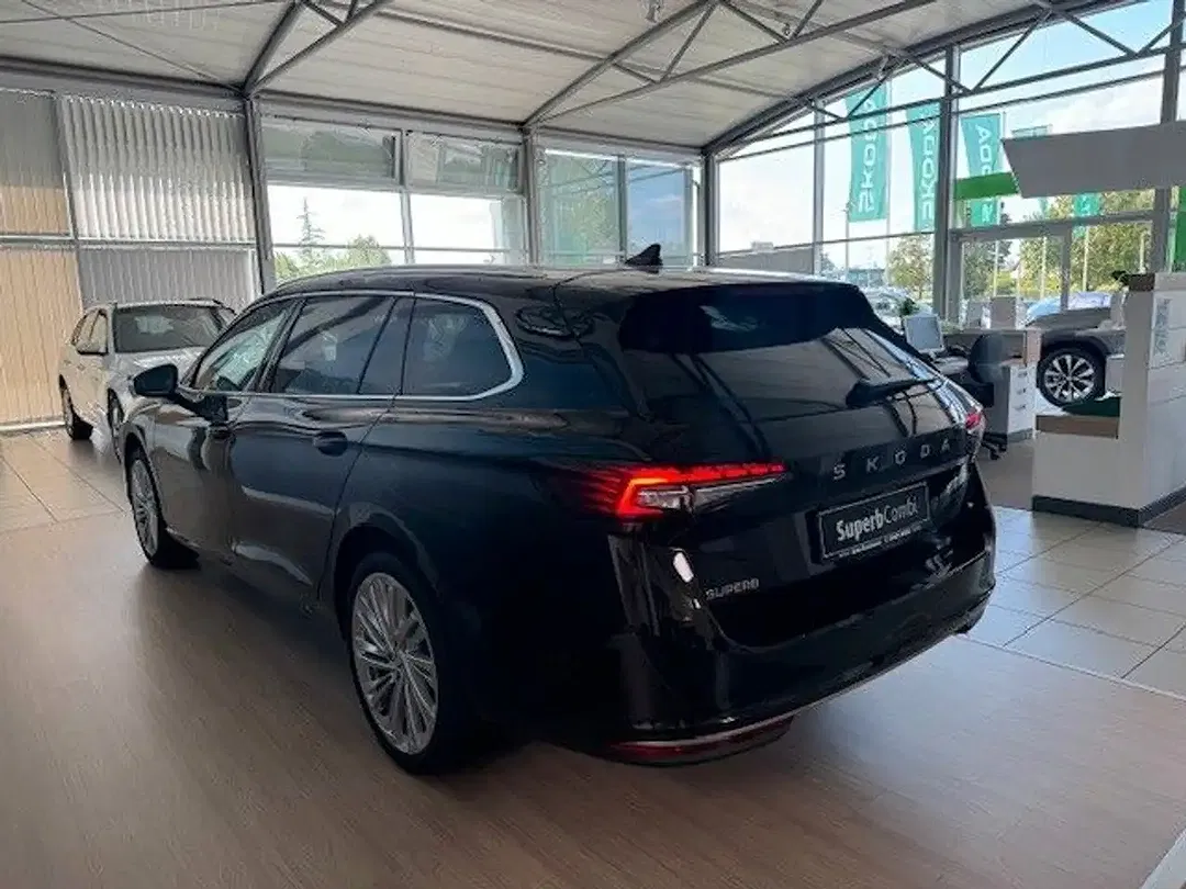 Skoda Superb - Thumbnail 5