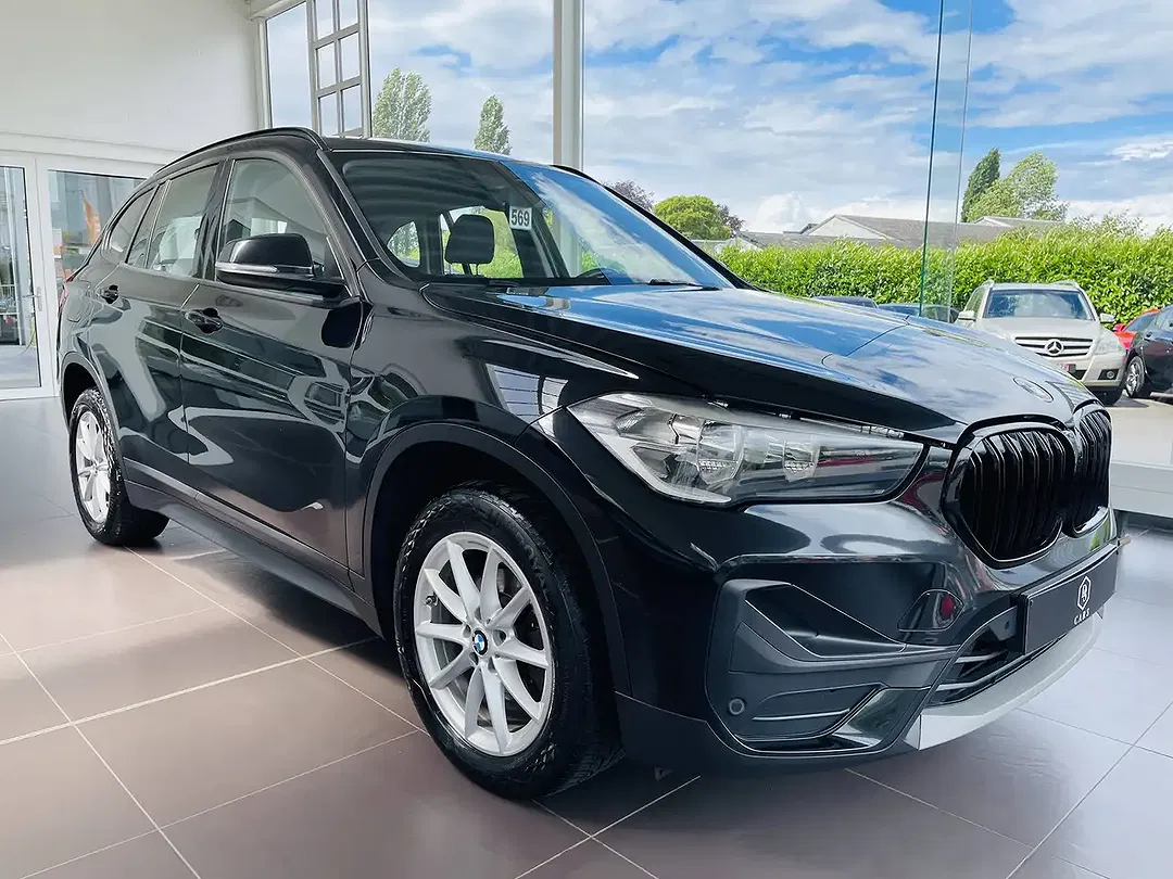 BMW X1 - Thumbnail 3