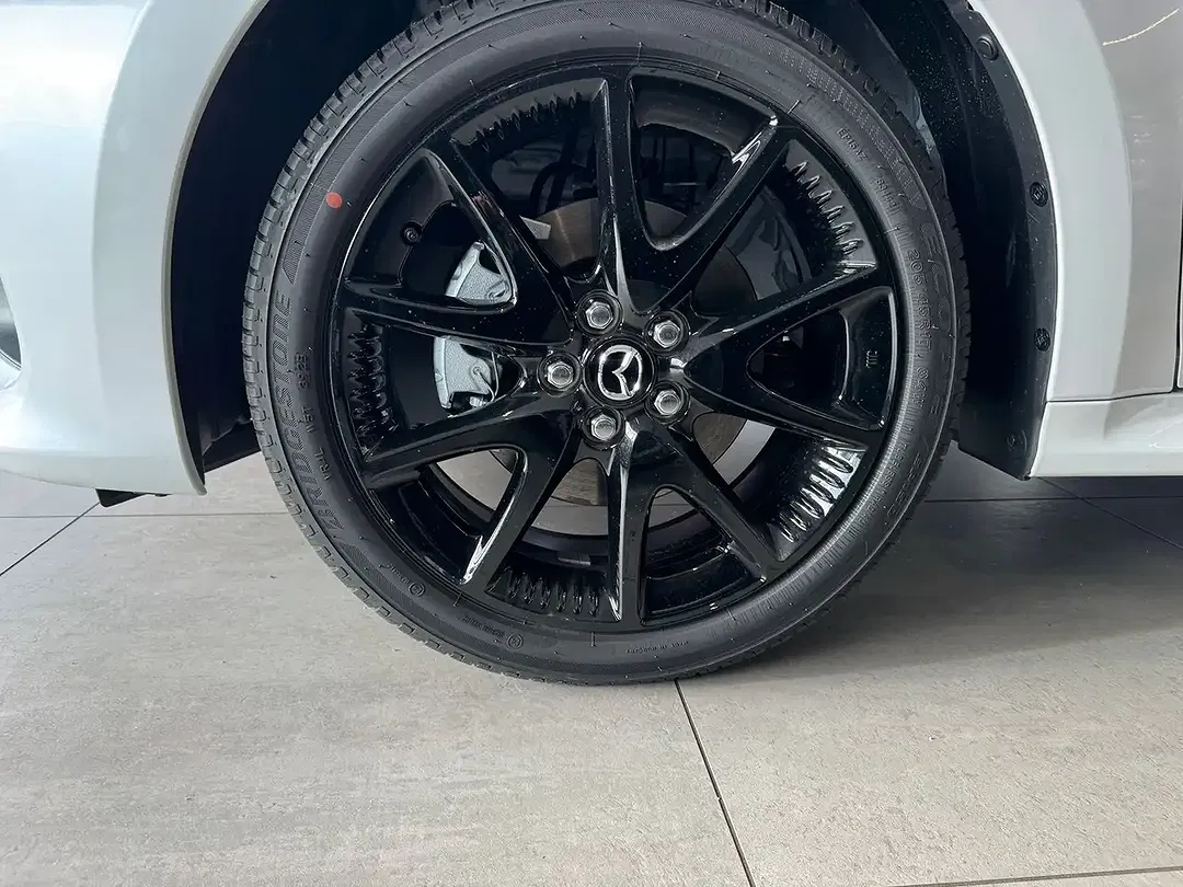 Mazda 2 - Thumbnail 5