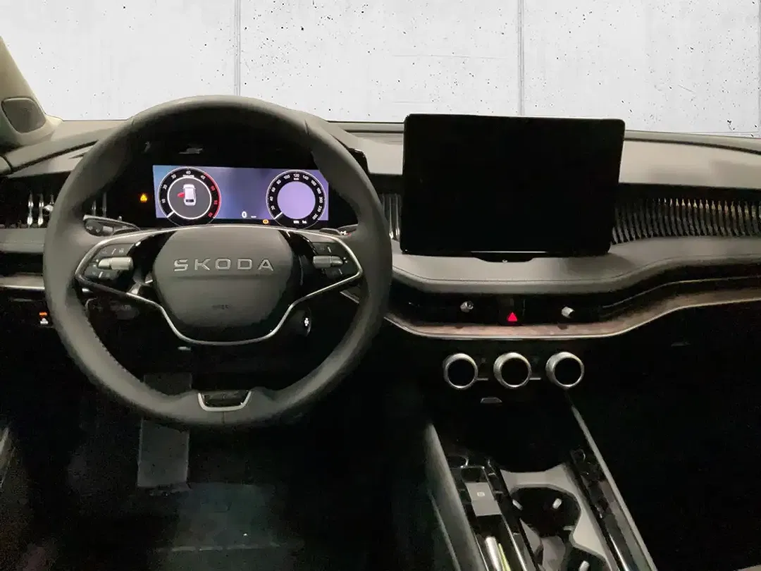 Skoda Superb - Thumbnail 12