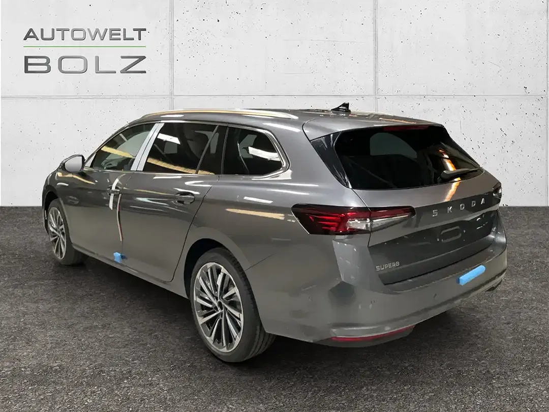 Skoda Superb - Thumbnail 5