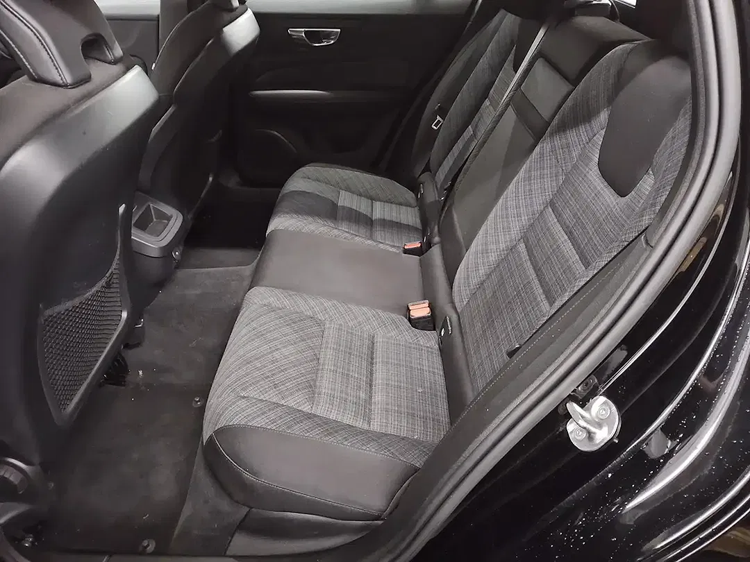 Volvo V60 - Thumbnail 12
