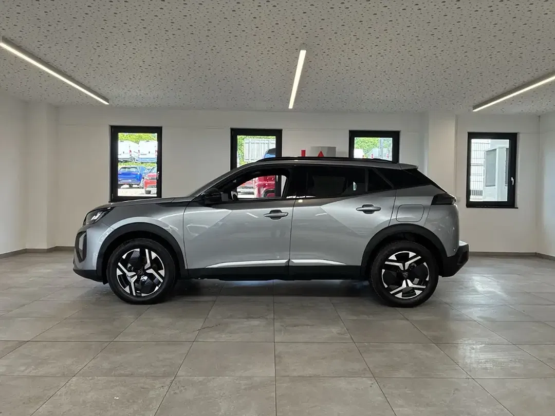 Peugeot 2008 - Thumbnail 2