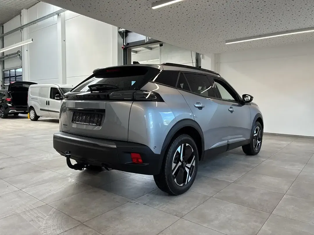 Peugeot 2008 - Thumbnail 4