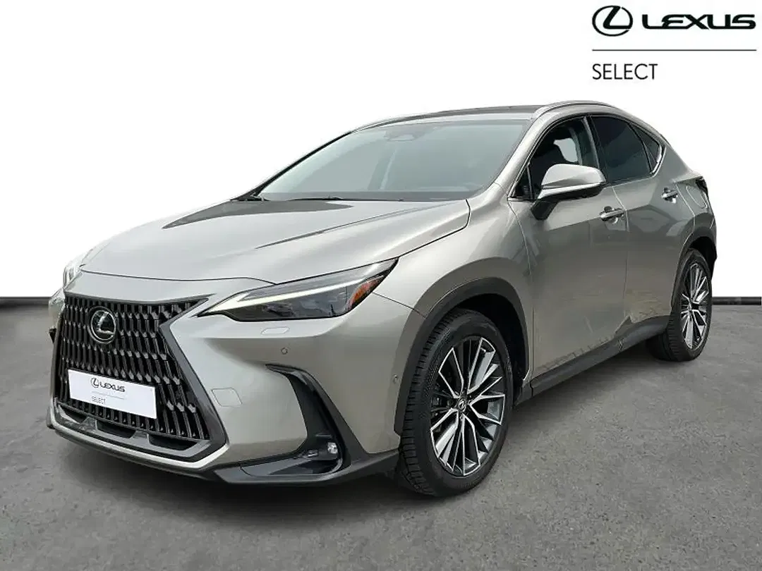 Lexus NX 450h+ - Thumbnail 1
