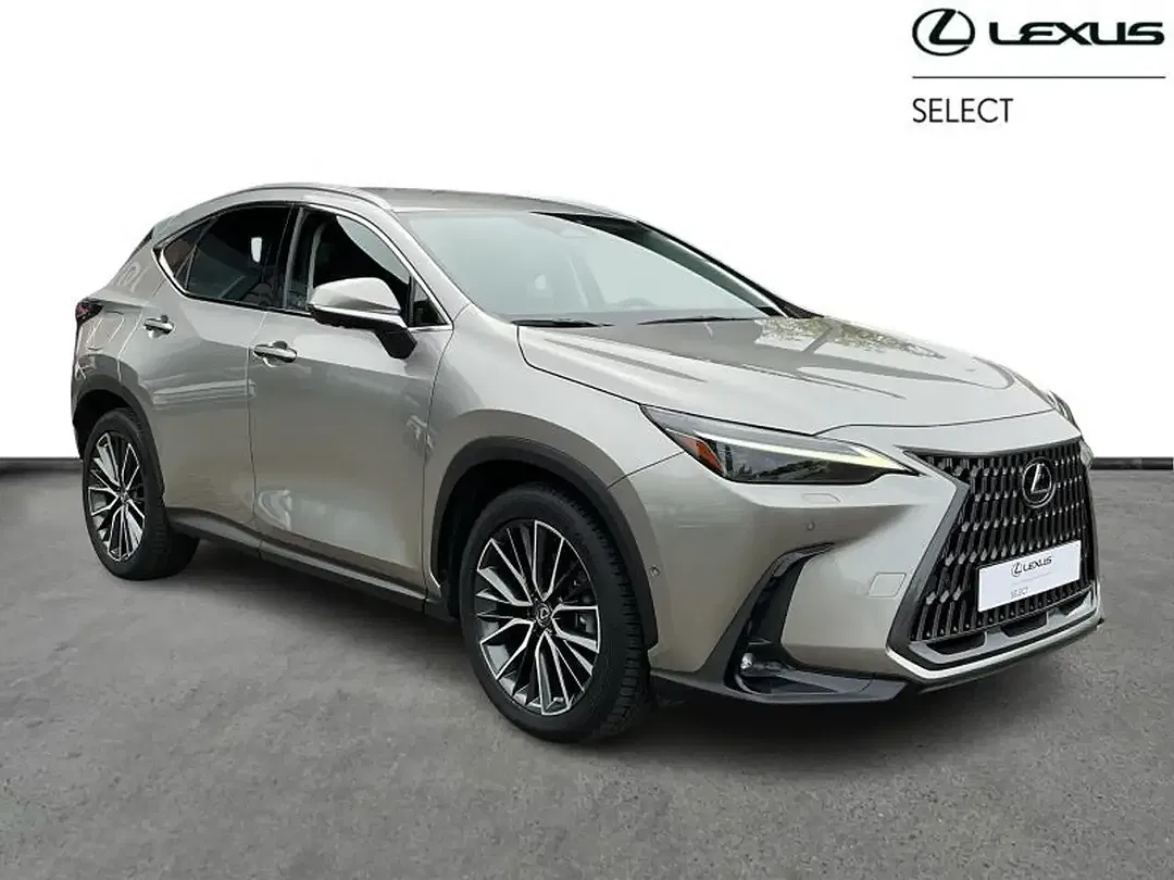 Lexus NX 450h+ - Thumbnail 8