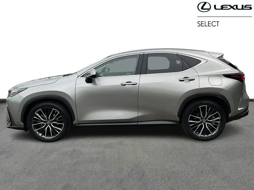 Lexus NX 450h+ - Thumbnail 2