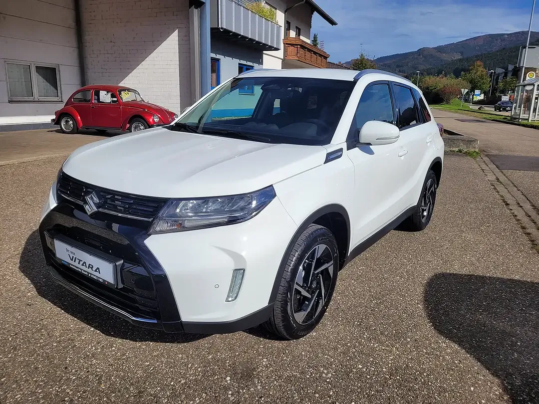 Suzuki Vitara - Thumbnail 1