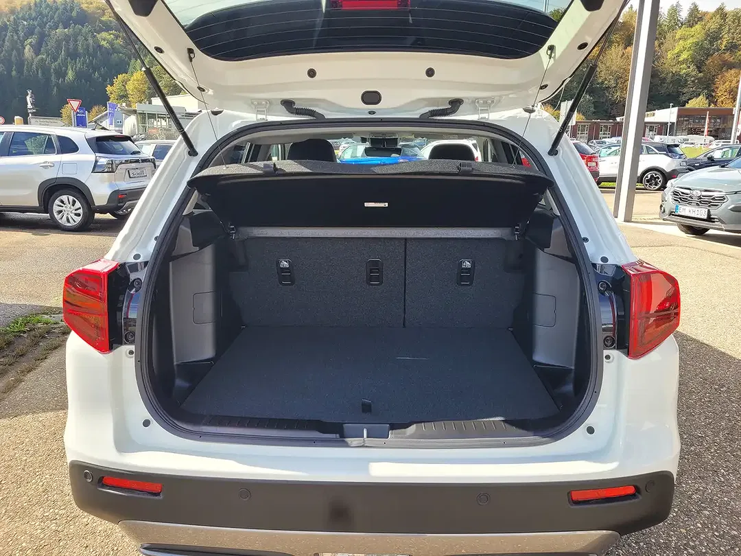 Suzuki Vitara - Thumbnail 10