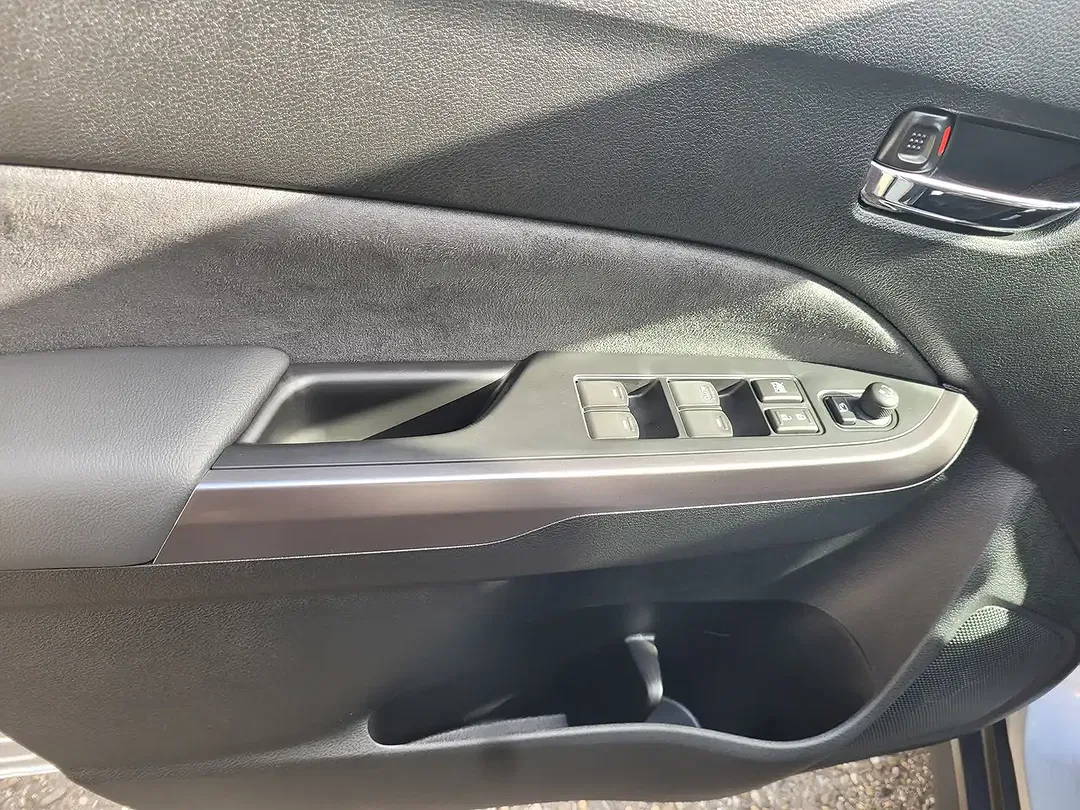 Suzuki Vitara - Thumbnail 13