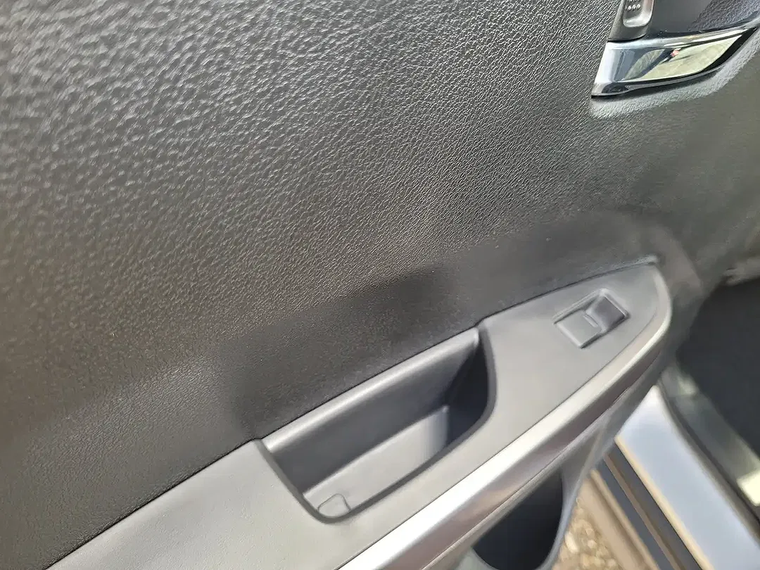 Suzuki Vitara - Thumbnail 15