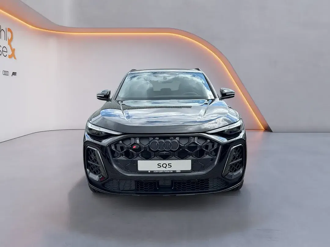 Audi SQ5 - Thumbnail 8