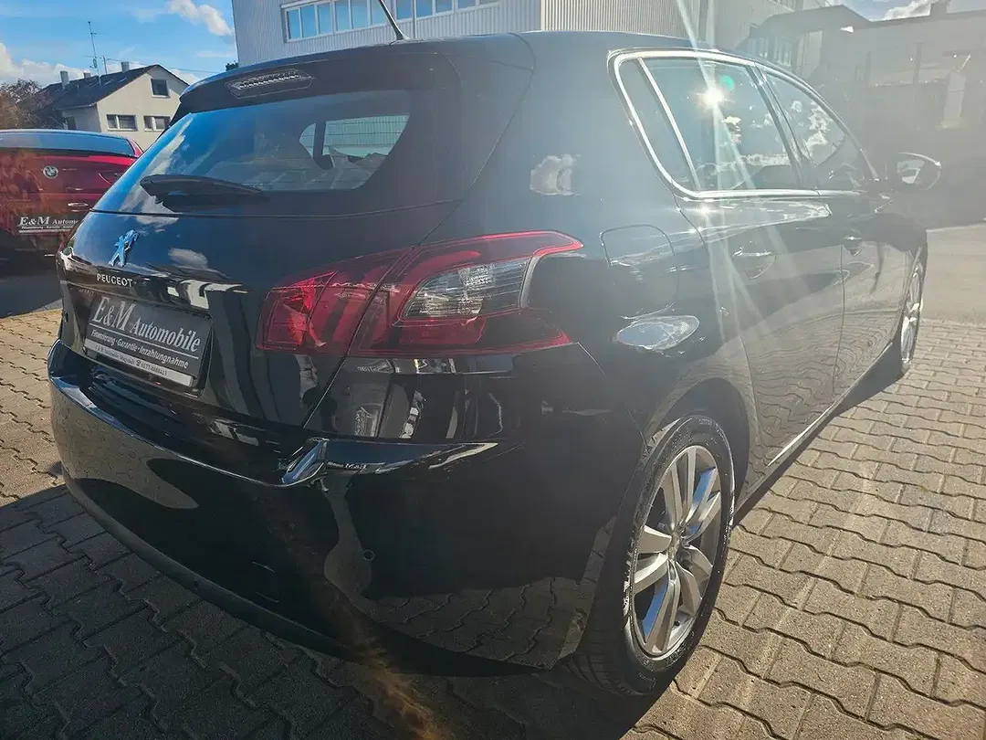 Peugeot 308 - Thumbnail 6