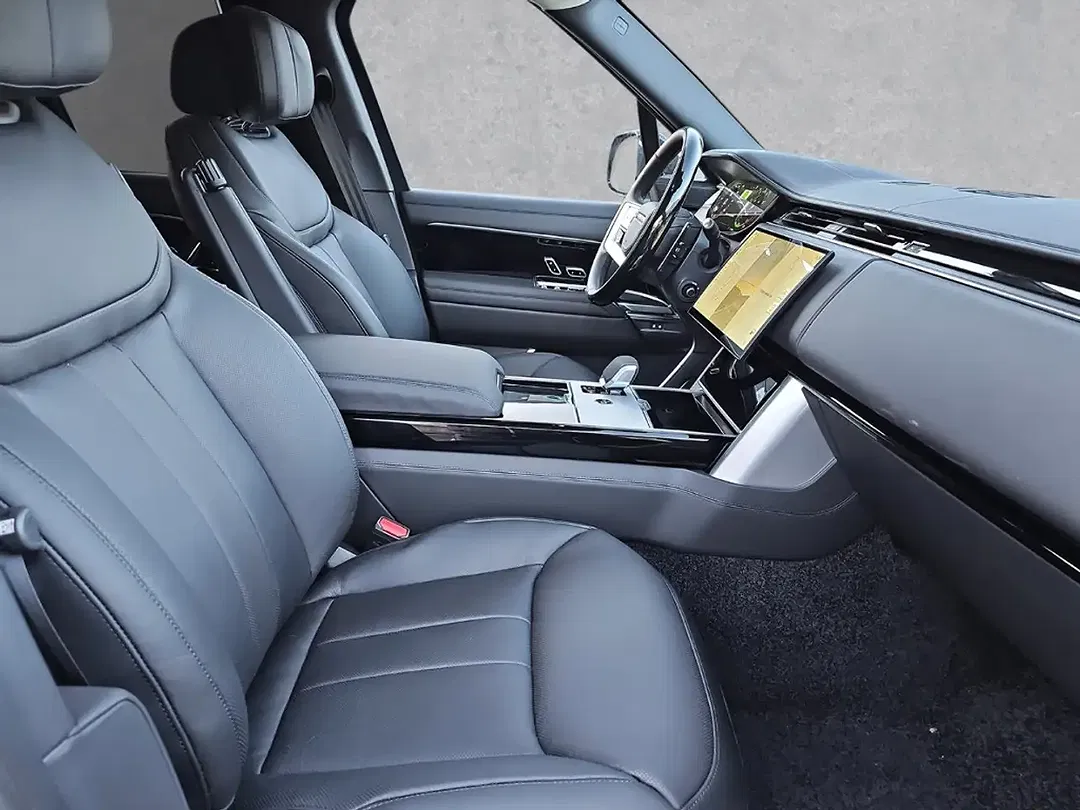 Land Rover Range Rover - Thumbnail 3