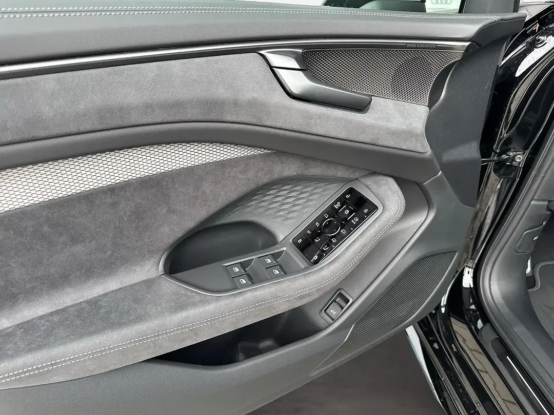 Audi A6 - Thumbnail 10