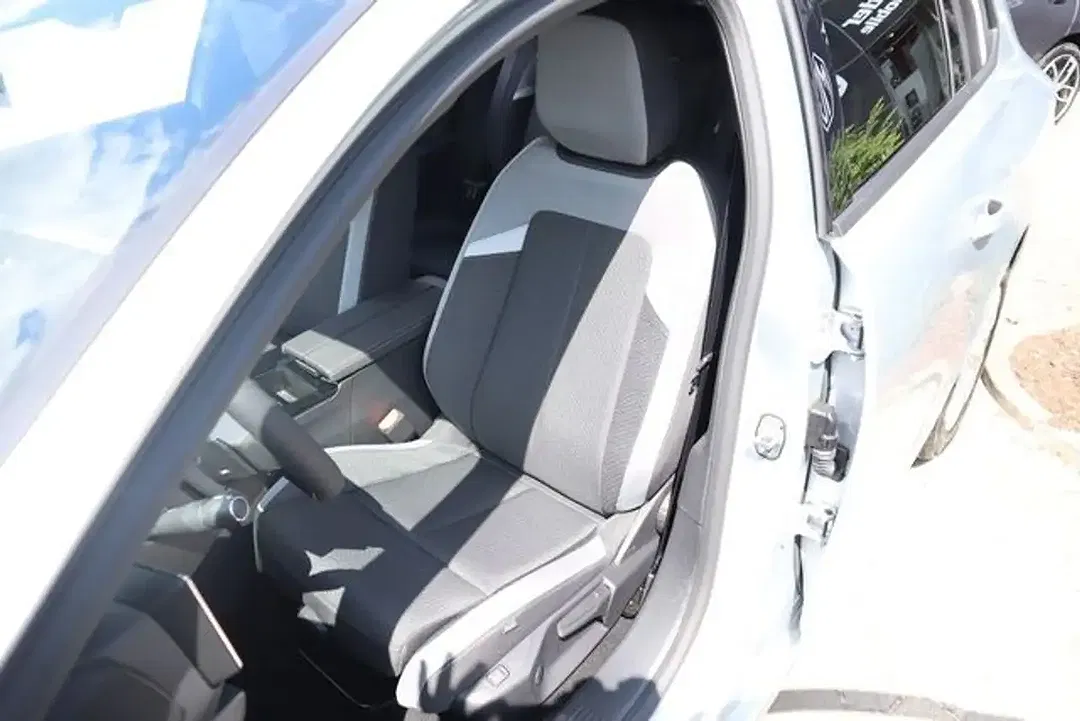 Opel Astra - Thumbnail 10