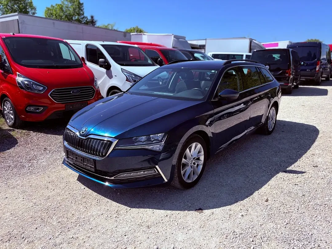 Skoda Superb - Afbeelding 1