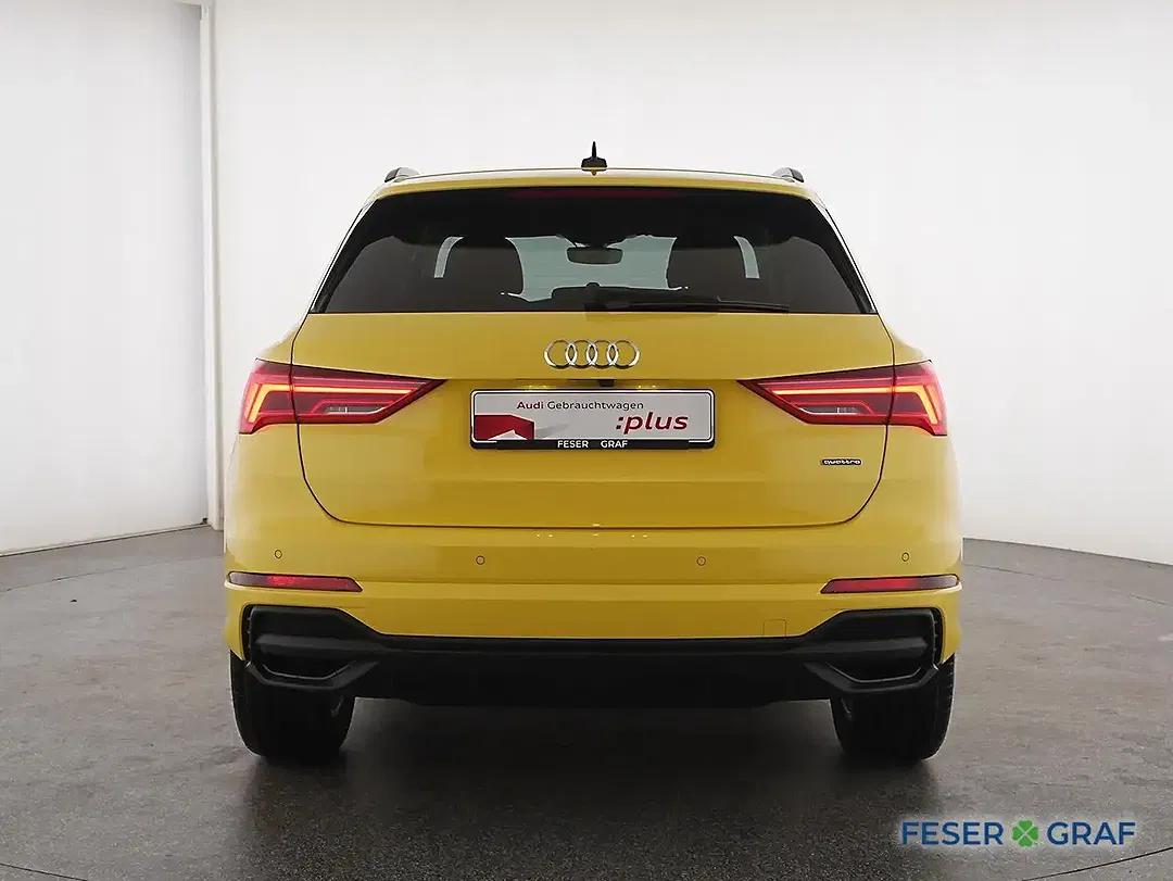 Audi Q3 - Thumbnail 11