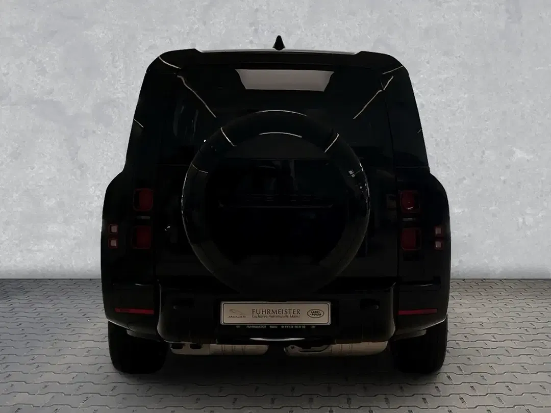 Land Rover Defender - Thumbnail 7