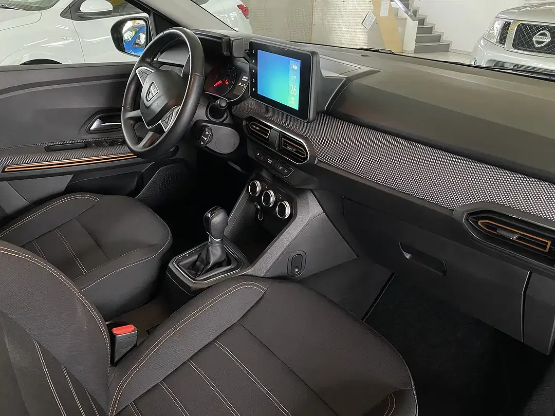 Dacia Sandero - Thumbnail 9
