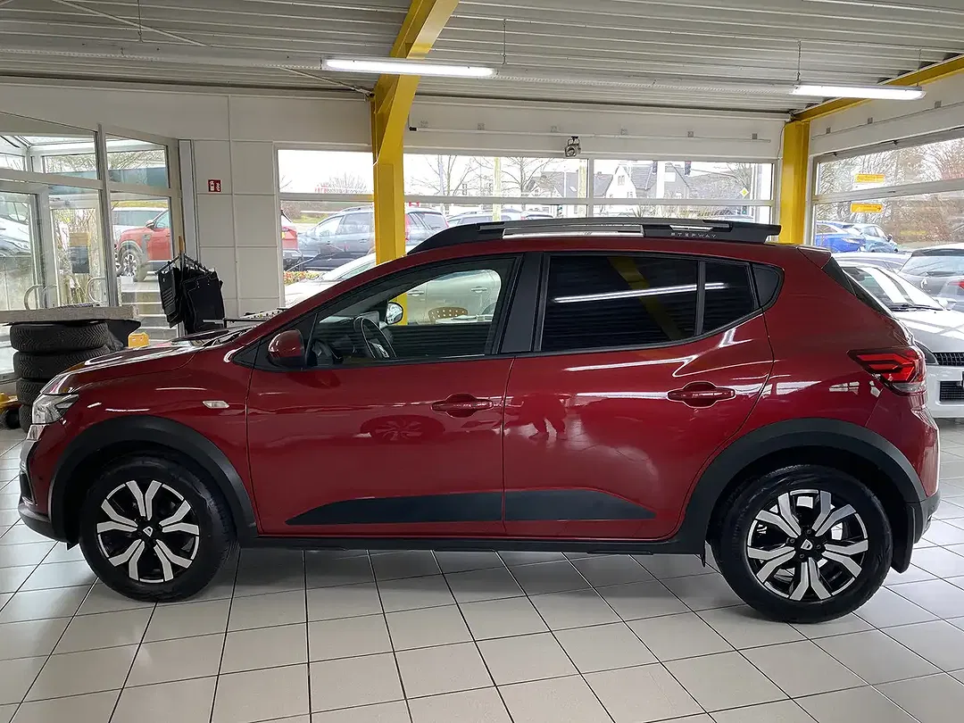 Dacia Sandero - Thumbnail 5