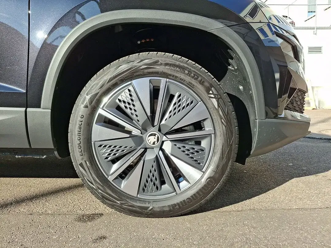 Skoda Karoq - Thumbnail 10