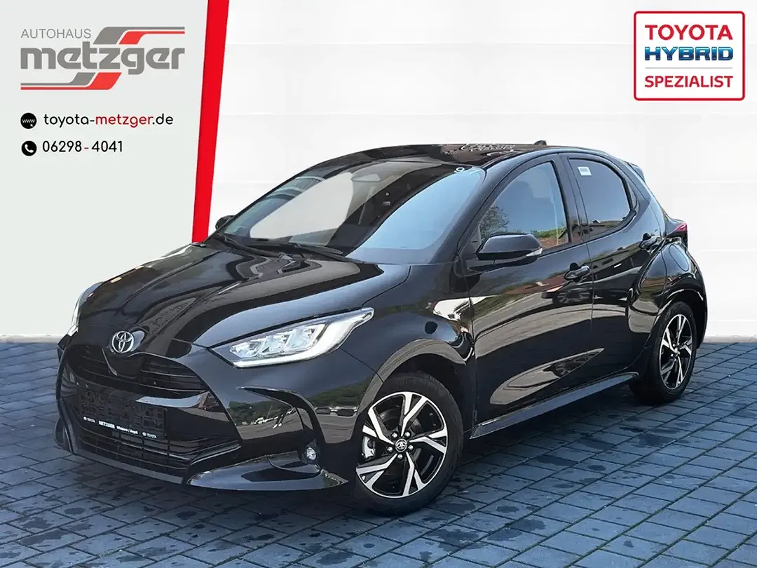 Toyota Yaris - Thumbnail 6