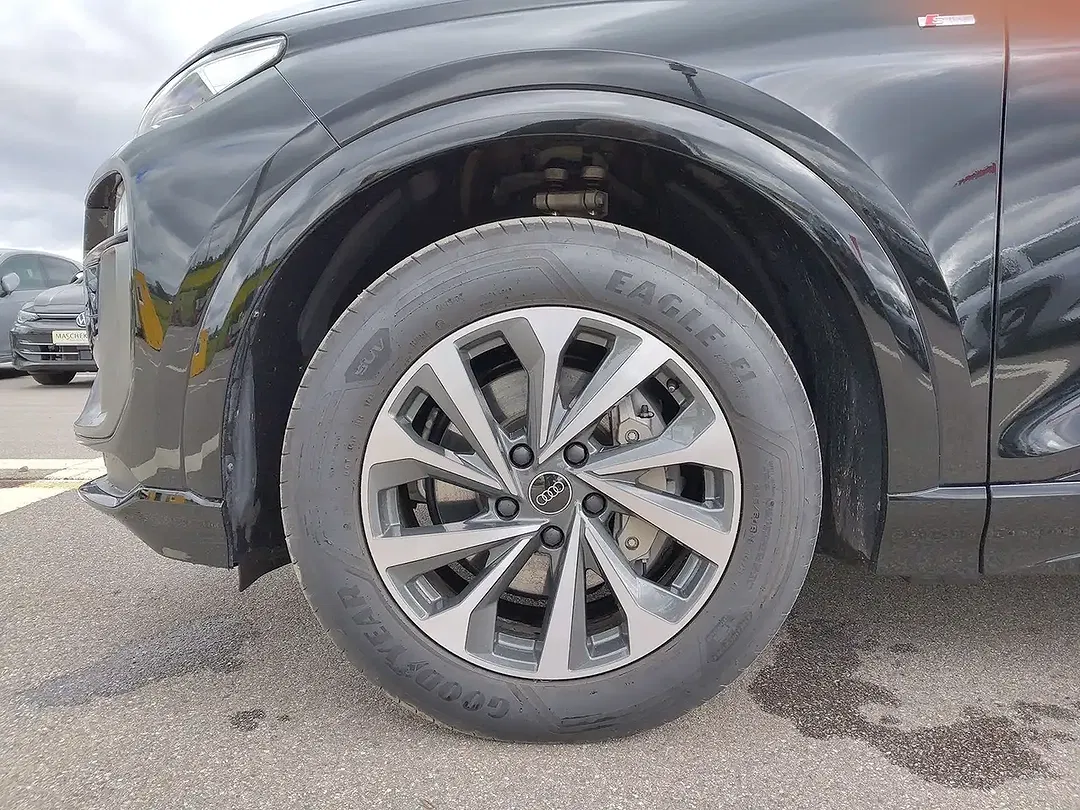 Audi Q6 e-tron - Thumbnail 9