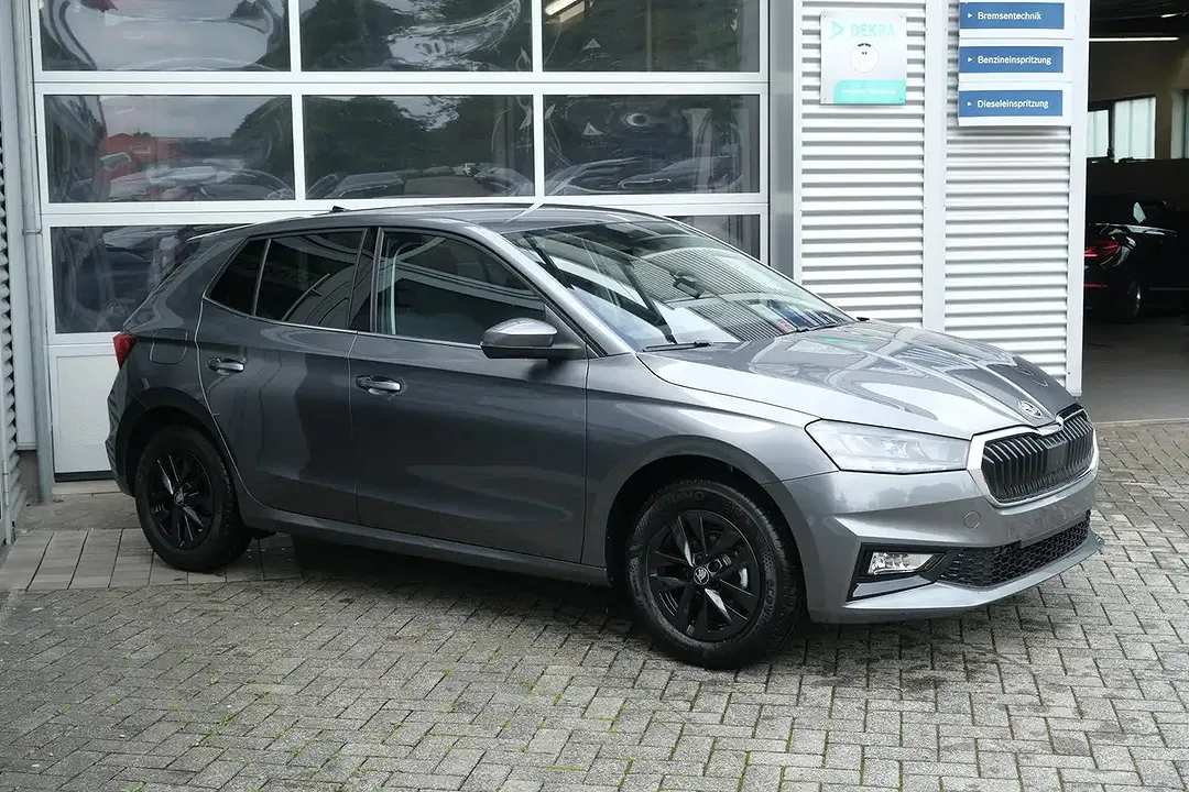 Skoda Fabia - Thumbnail 4