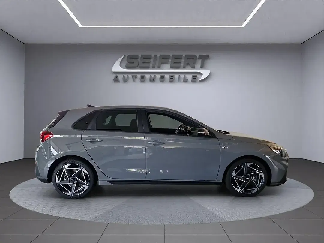 Hyundai i30 - Thumbnail 6