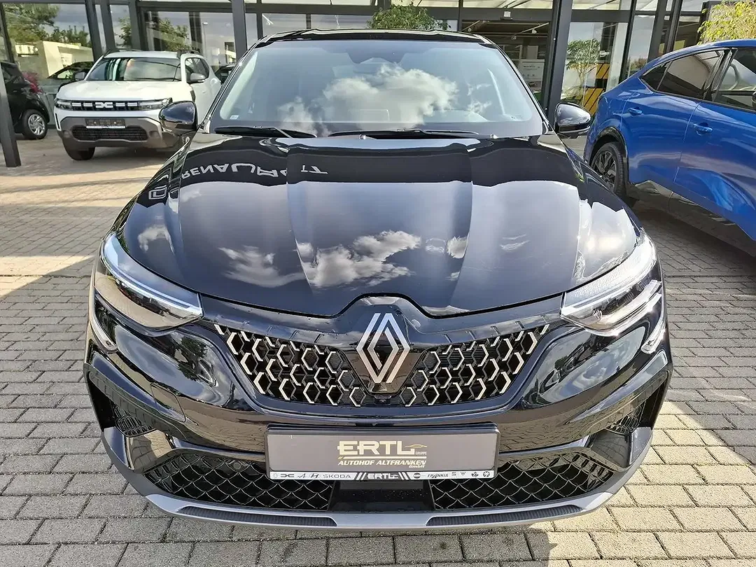 Renault Arkana - Thumbnail 3