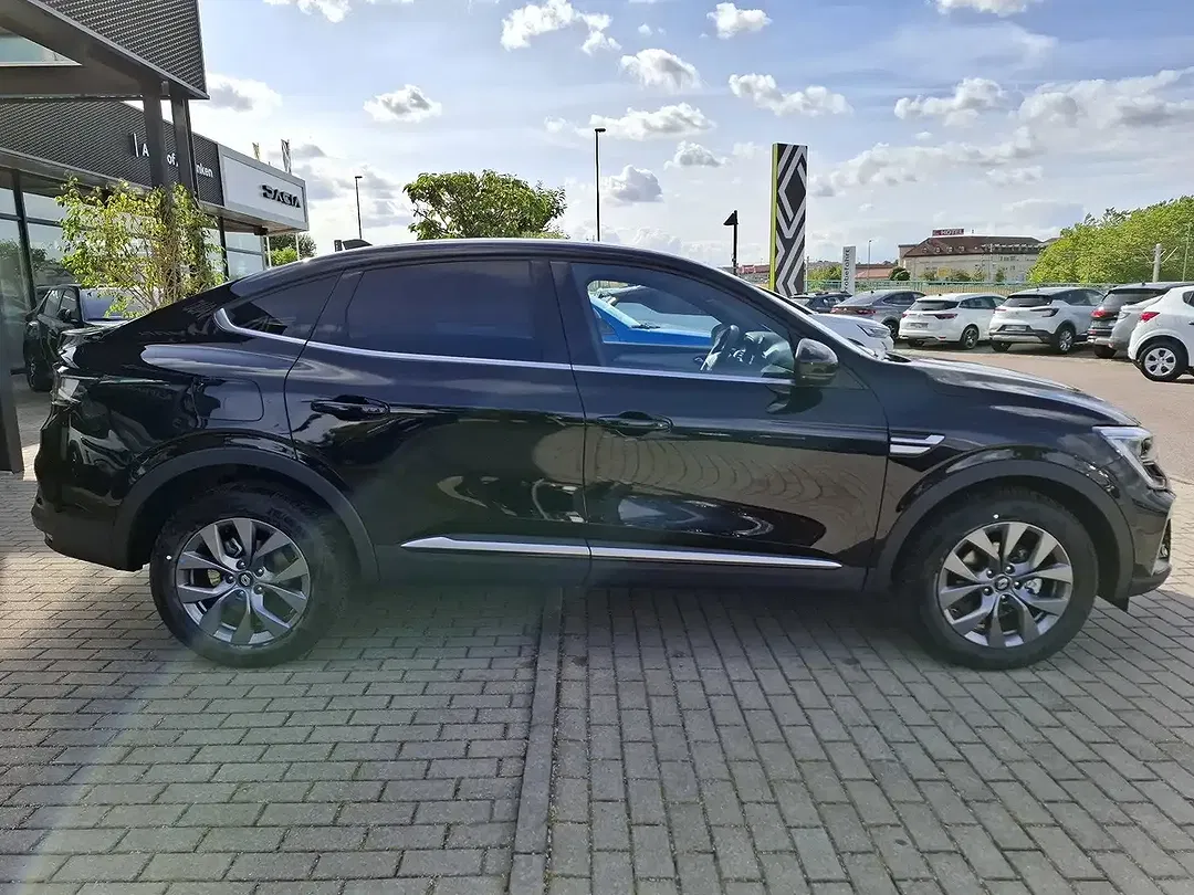Renault Arkana - Thumbnail 5