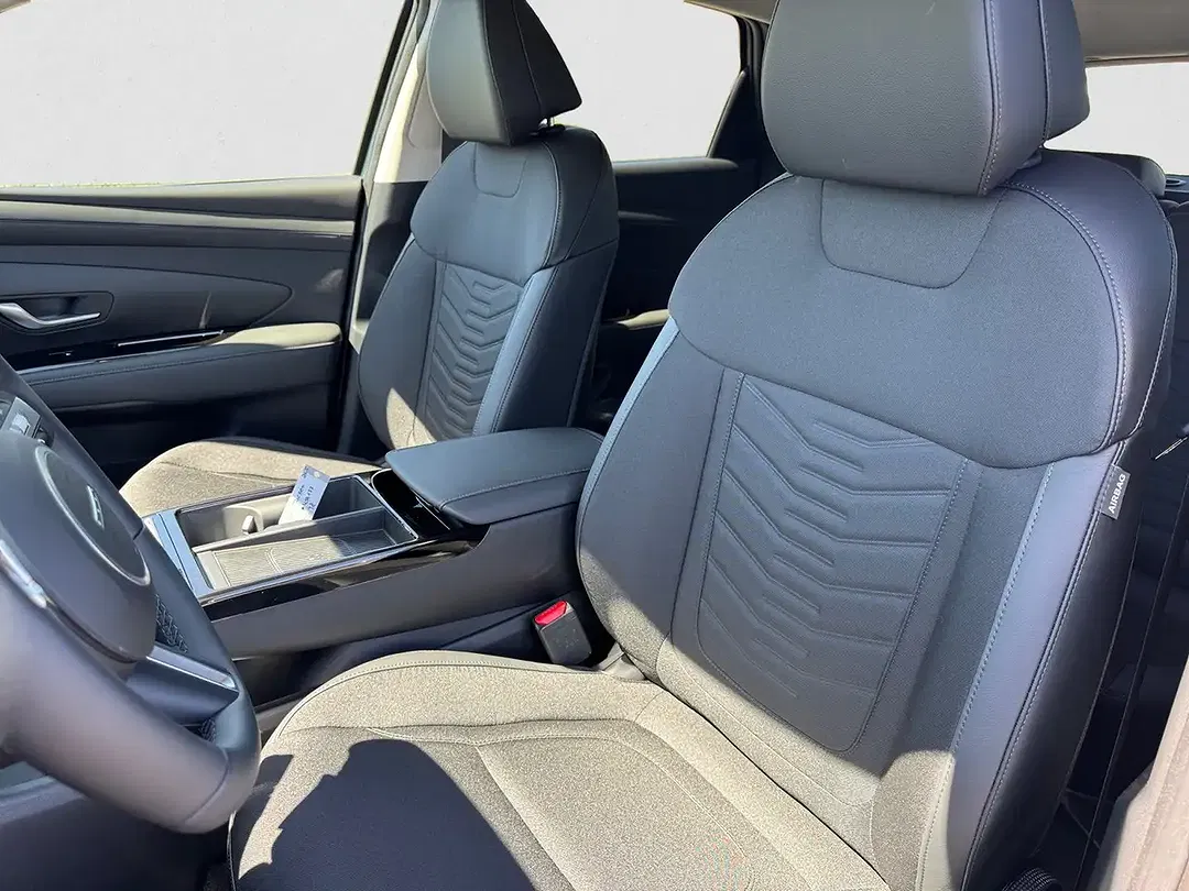 Hyundai TUCSON - Thumbnail 8