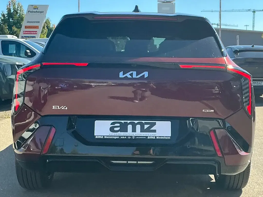 Kia EV4 - Thumbnail 6