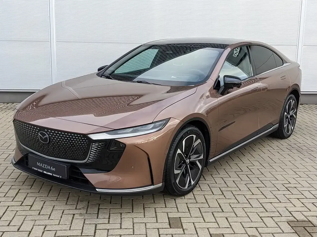 Mazda 6e - Thumbnail 2