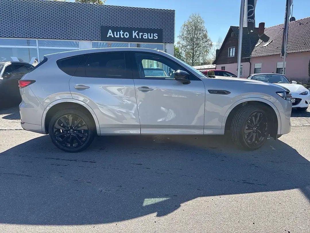 Mazda CX-60 - Thumbnail 3