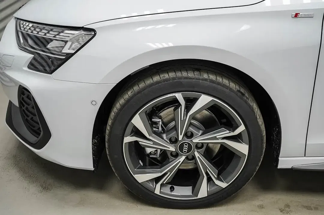 Audi A3 - Thumbnail 5