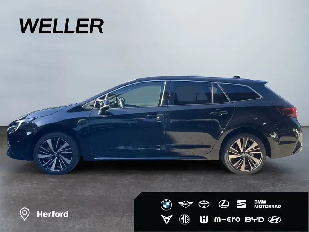 Toyota Corolla - Thumbnail 4