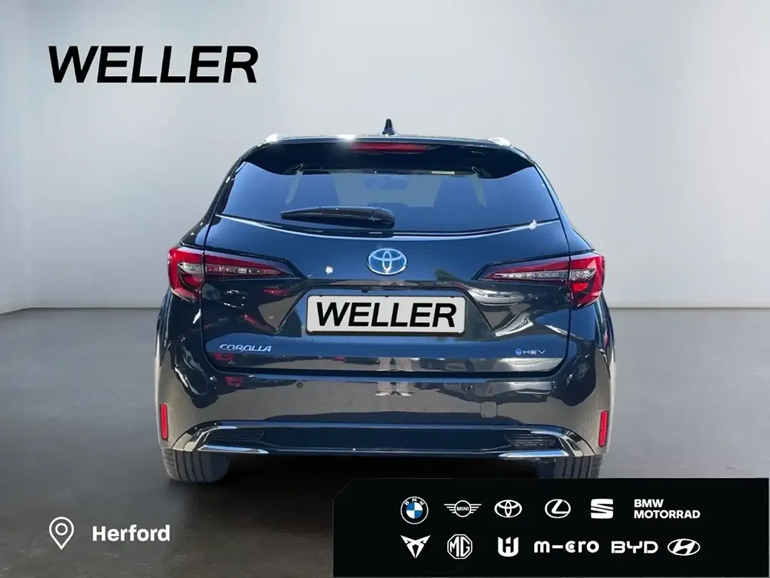 Toyota Corolla - Thumbnail 5