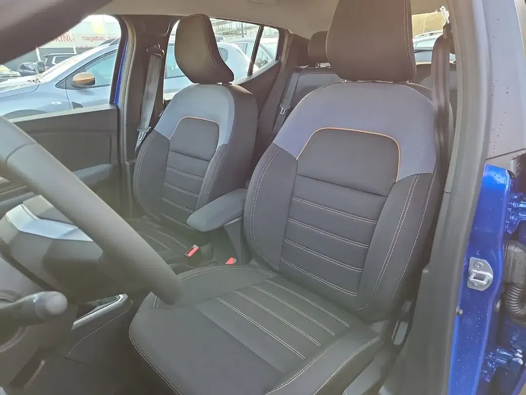Dacia Sandero - Thumbnail 11