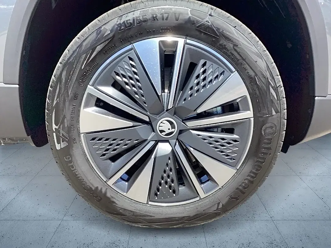 Skoda Karoq - Thumbnail 7