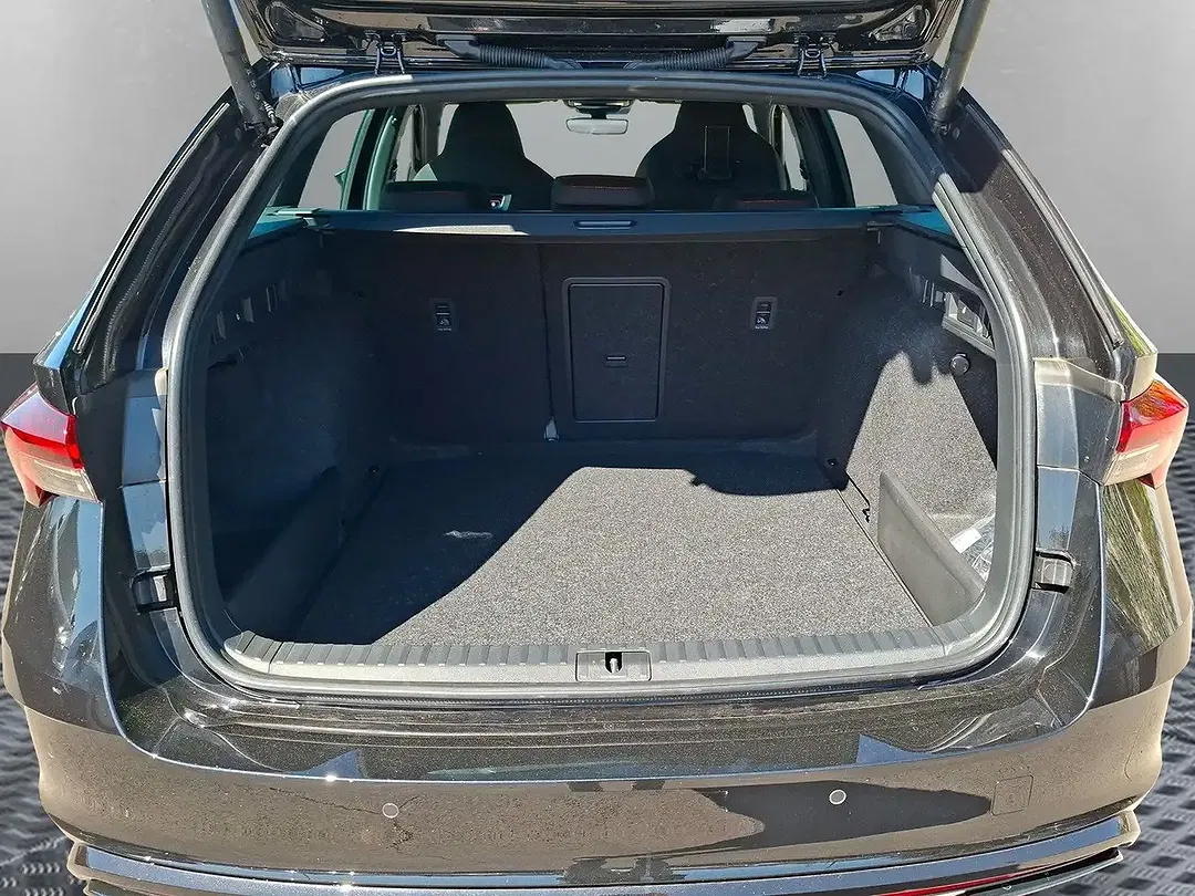 Skoda Octavia - Thumbnail 13