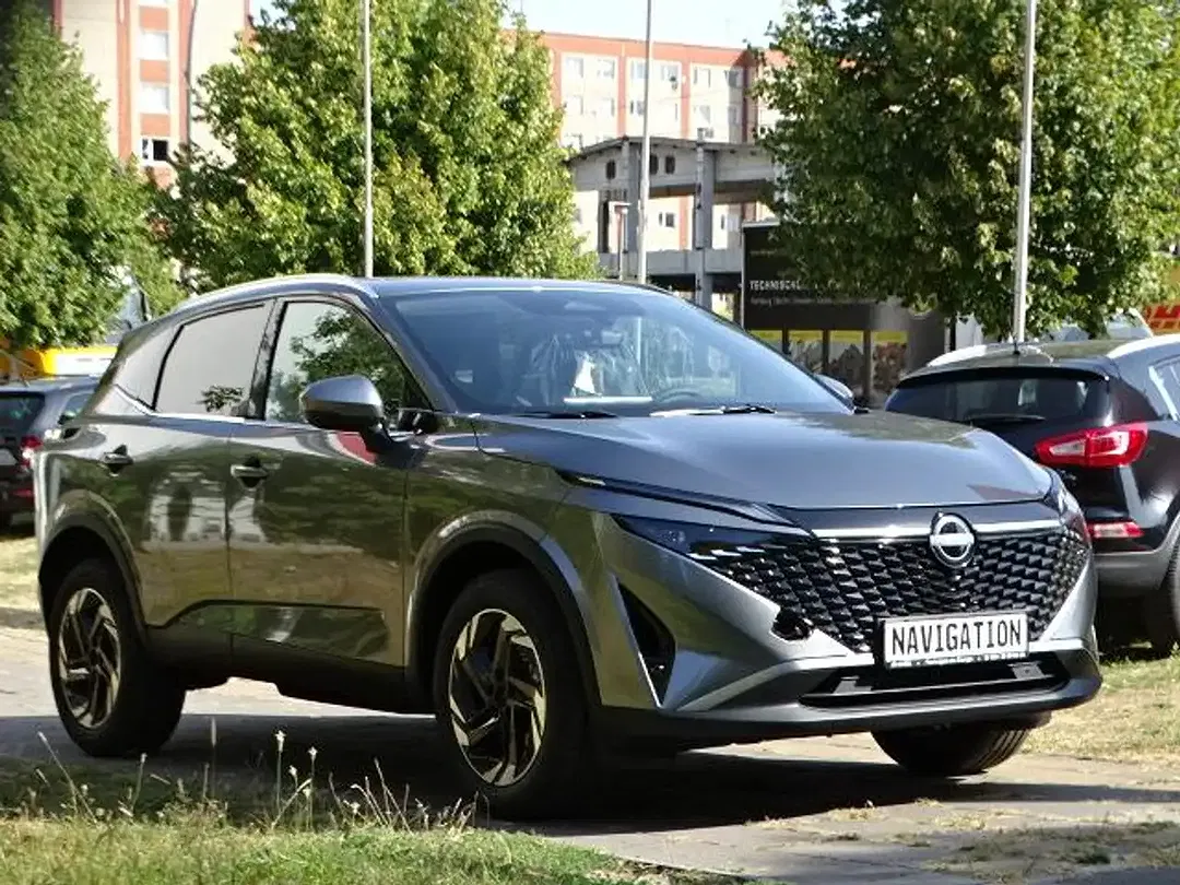 Nissan Qashqai - Thumbnail 3