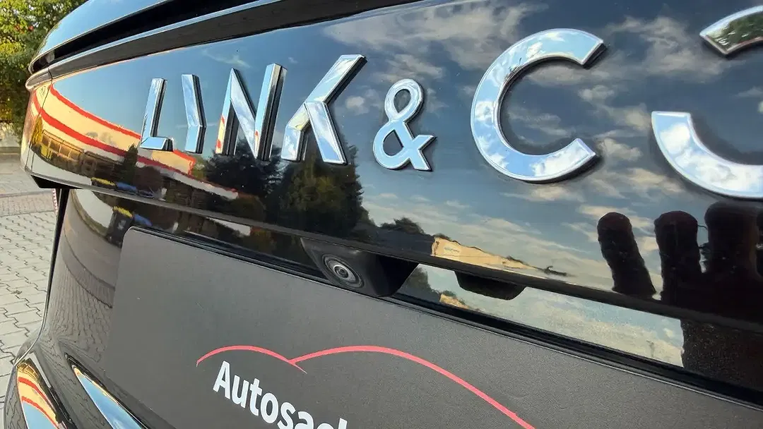 Lynk & Co 01 - Thumbnail 11