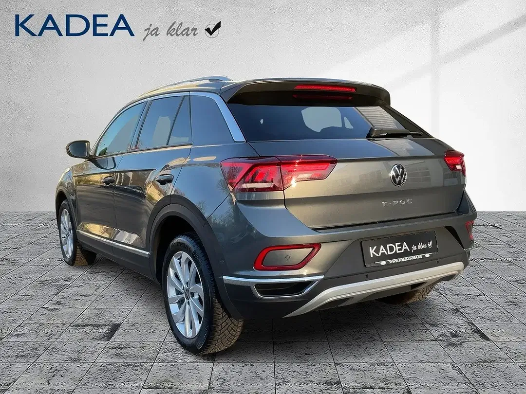 Volkswagen T-Roc - Thumbnail 3