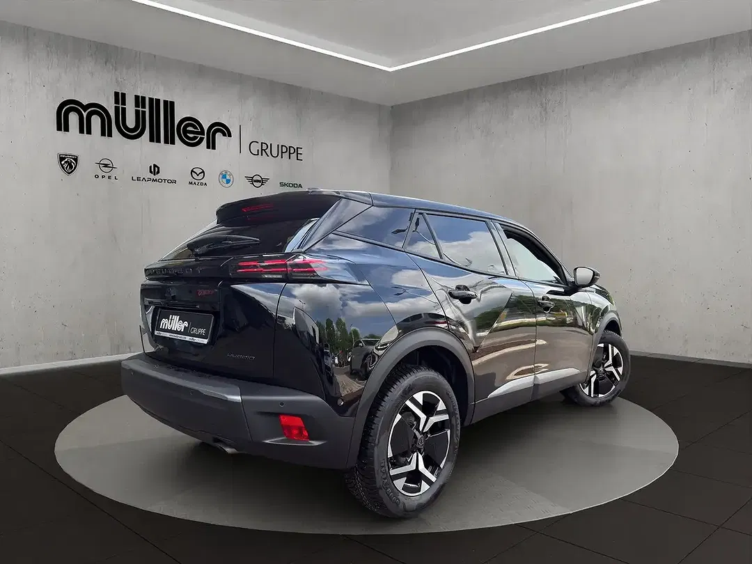 Peugeot 2008 - Thumbnail 2